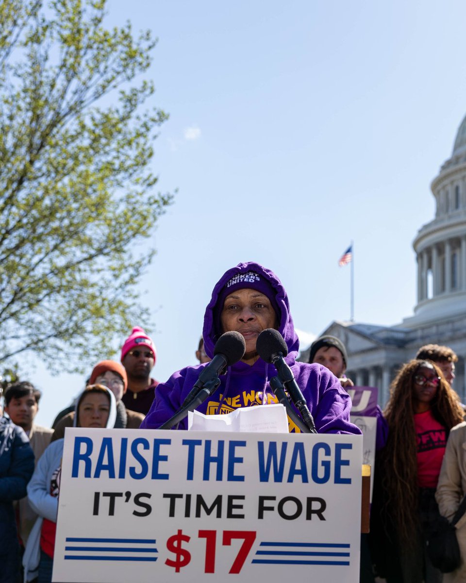 GoodAirports's tweet image. "As the cost of living continues to rise, the Raise the Wage Act is a critical effort that would help lift millions of people like myself out of poverty. We won’t stop fighting until we get what we work hard for and deserve." Dorothy Griffin, Charlotte Airport service worker