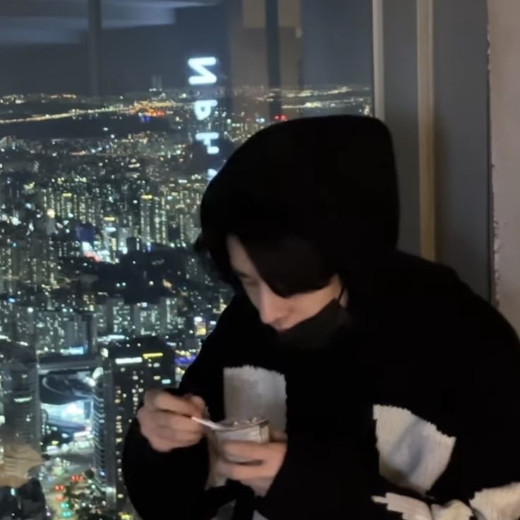 heartis_jake's tweet image. บอกดาวในทุกค่ำคืนว่าขอให้ตื่นแล้วพบผู้ชายในฝัน