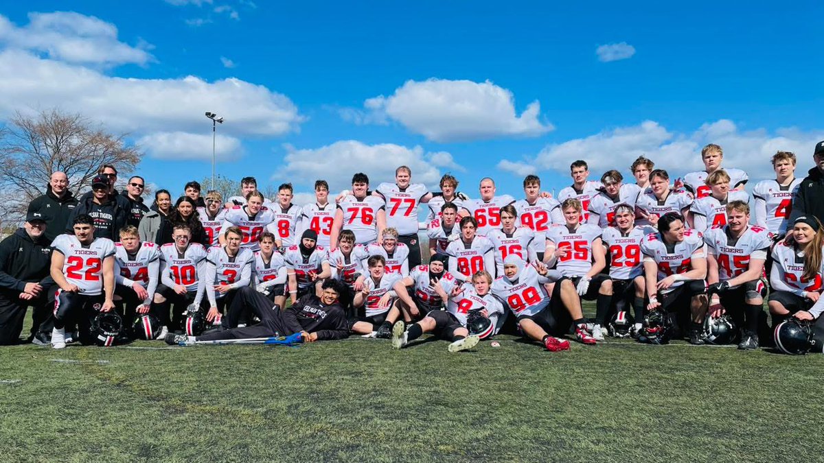 SWE3 (@swe3se) on Twitter photo Vinst 68-6 och lärorika erfarenheter tar <a href="/RigFootball/">RIG Football</a> med sig hem från Helsingfors 🏈🙌 #SWE3 #amerikanskfotboll Vinst 68-6 och lärorika erfarenheter tar <a href="/RigFootball/">RIG Football</a> med sig hem från Helsingfors 🏈🙌 #SWE3 #amerikanskfotboll