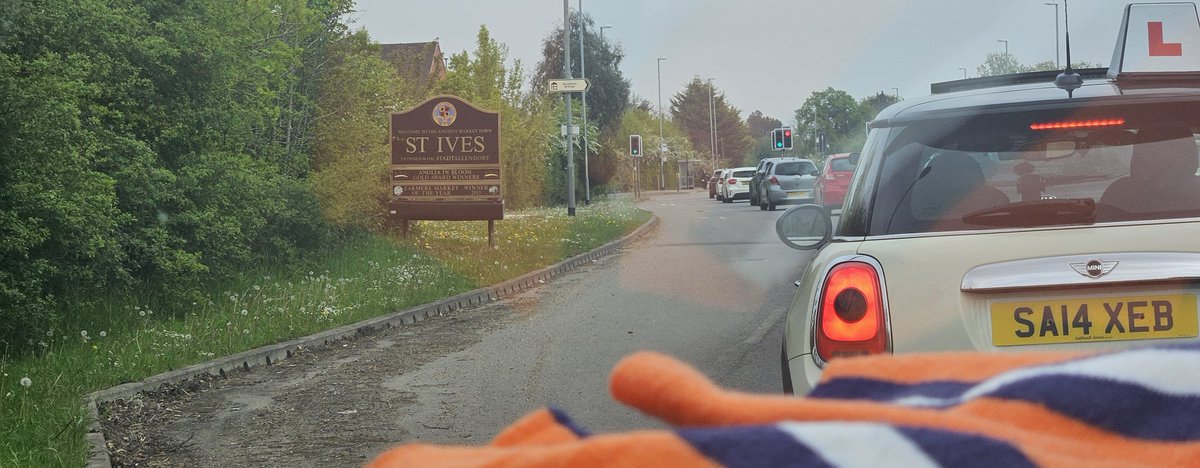 Come on STRATFORD!!!💙🧡