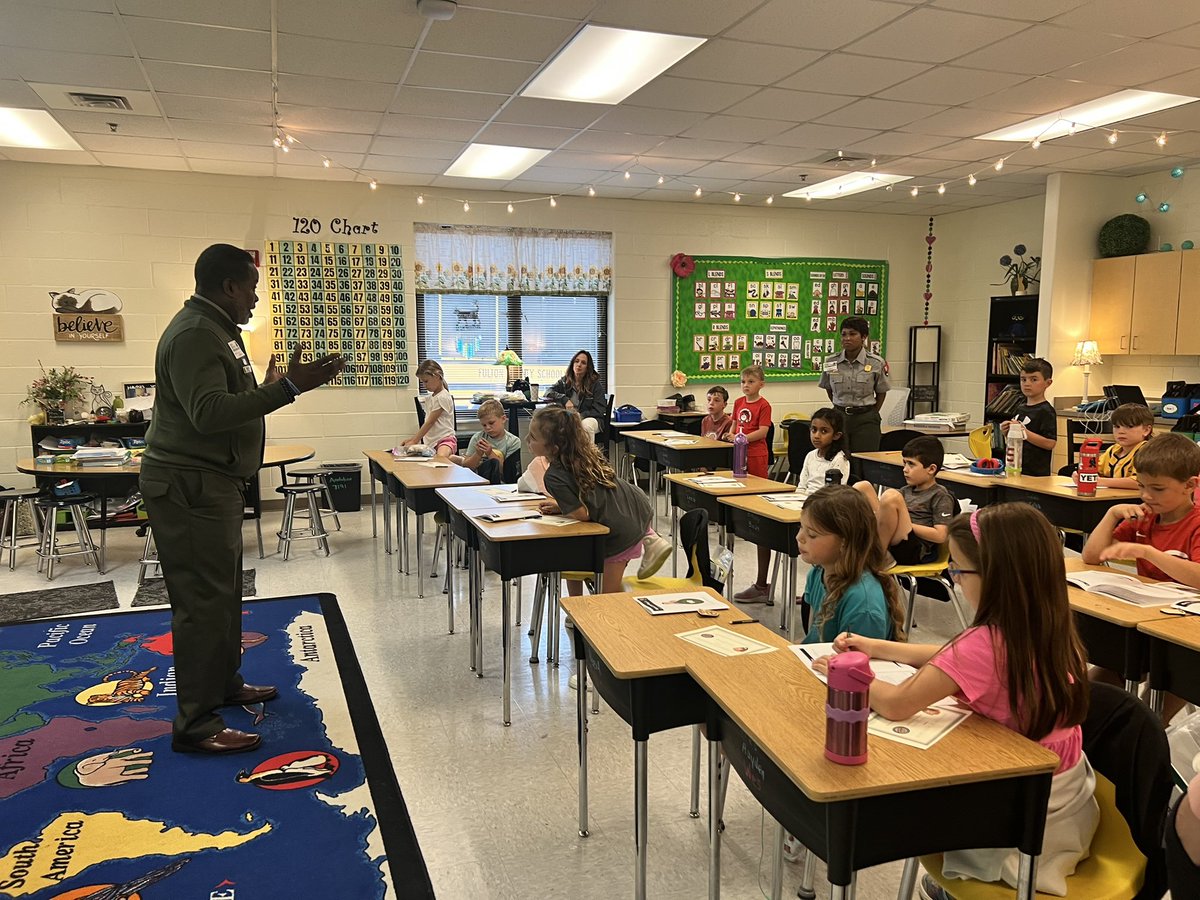 Big thank you to the Park Rangers from the Martin Luther King Jr. National Historical Park for joining our Hometown Heroes event! Students were so excited to earn certificates and badges. Thank you for inspiring our kids to protect &amp; enjoy our parks! #HometownHeroes #ParkRangers