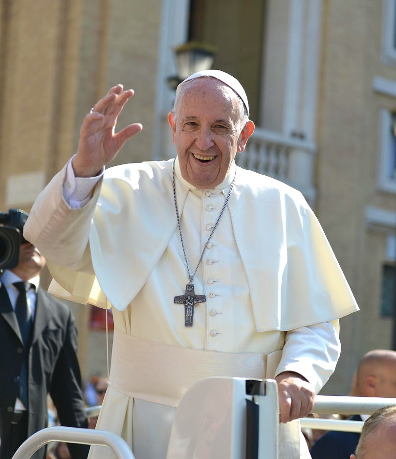 KirstyDuncanPhD's tweet image. Farewell to Pope Francis.
A source of inspiration who saw the humanity in all of us, embodied compassion and peace, was a powerful voice for the voiceless, and who challenged us to build bridges and be more empathetic.