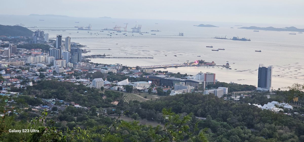 ไม่ได้มาวิ่งช่วงเวลานี้นานมากๆเลยคับ

คิดถึงเขา เราจึงมาหา

#เขาฉลาก