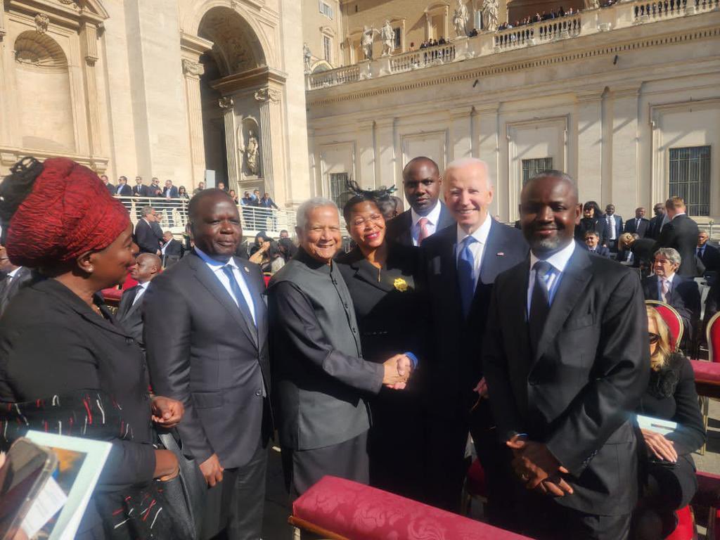 Hon Henry Musasizi (@henrymusasizi1) on Twitter photo I’m honored to attend Pope Francis' funeral at St. Peter's Square in Vatican City, alongside distinguished guests including <a href="/Parliament_Ug/">Parliament of Uganda</a> Speaker <a href="/AnitahAmong/">Anita Annet Among</a> , Deputy Speaker <a href="/Thomas_Tayebwa/">Thomas Tayebwa</a> , and former U.S. President <a href="/JoeBiden/">Joe Biden</a> I’m honored to attend Pope Francis' funeral at St. Peter's Square in Vatican City, alongside distinguished guests including <a href="/Parliament_Ug/">Parliament of Uganda</a> Speaker <a href="/AnitahAmong/">Anita Annet Among</a> , Deputy Speaker <a href="/Thomas_Tayebwa/">Thomas Tayebwa</a> , and former U.S. President <a href="/JoeBiden/">Joe Biden</a>