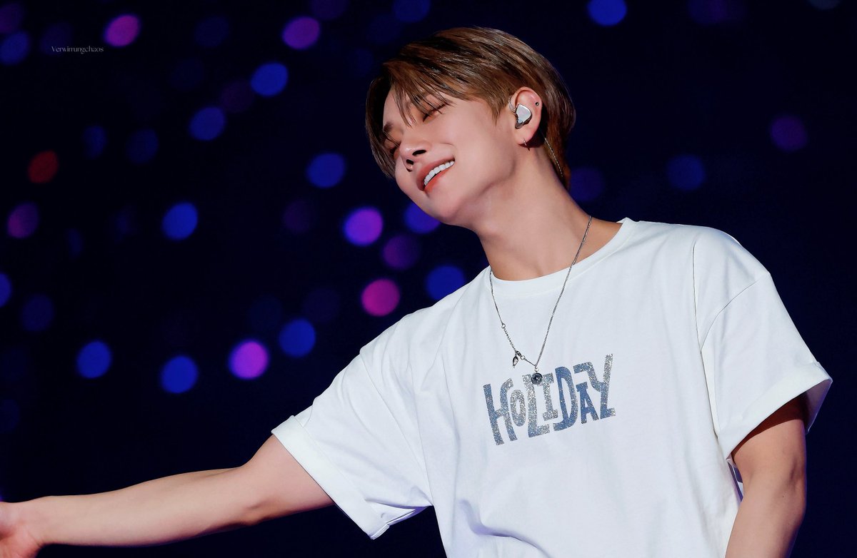 VVchaos_'s tweet photo. 20250426  OSAKA D2

#SEVENTEEN #세븐틴 #조슈아 #ジョシュア #홍지수 #洪知秀  #JOSHUA https://t.co/n4Lg2XD83N