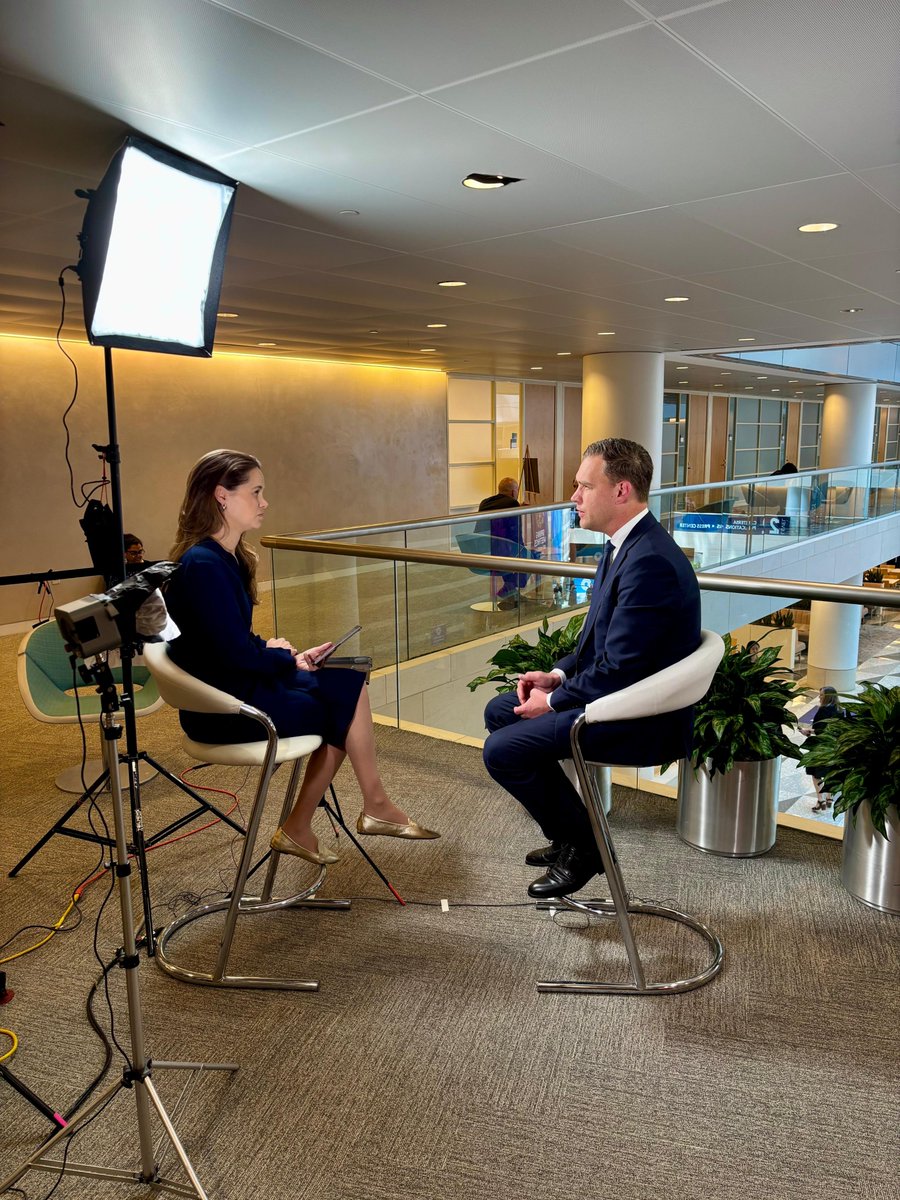 In een wereld onder hoogspanning spelen het IMF en de Wereldbank een cruciale rol in de stabiliteit van het financiële en economische systeem. Deze week was ik in Washington. Internationale vrijhandel moeten we koesteren voor onze vrijheid en welvaart.