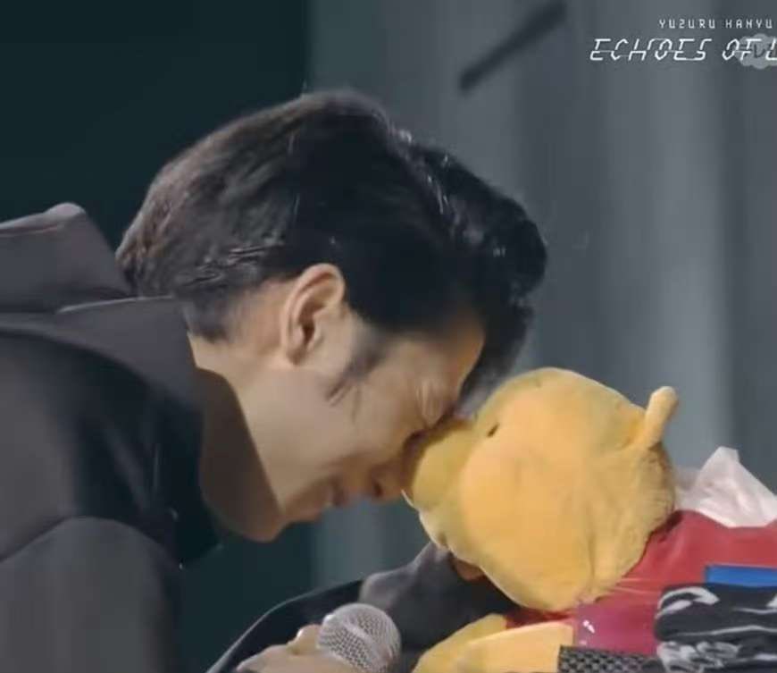 Plying1207's tweet photo. 只能说羡慕啊啊啊啊啊啊啊啊😍
#羽生結弦  
#HANYUYUZURU
#YUZURUofficial_ 
#羽生結弦Echoes_CSテレ朝2 https://t.co/utjcf5VS9C