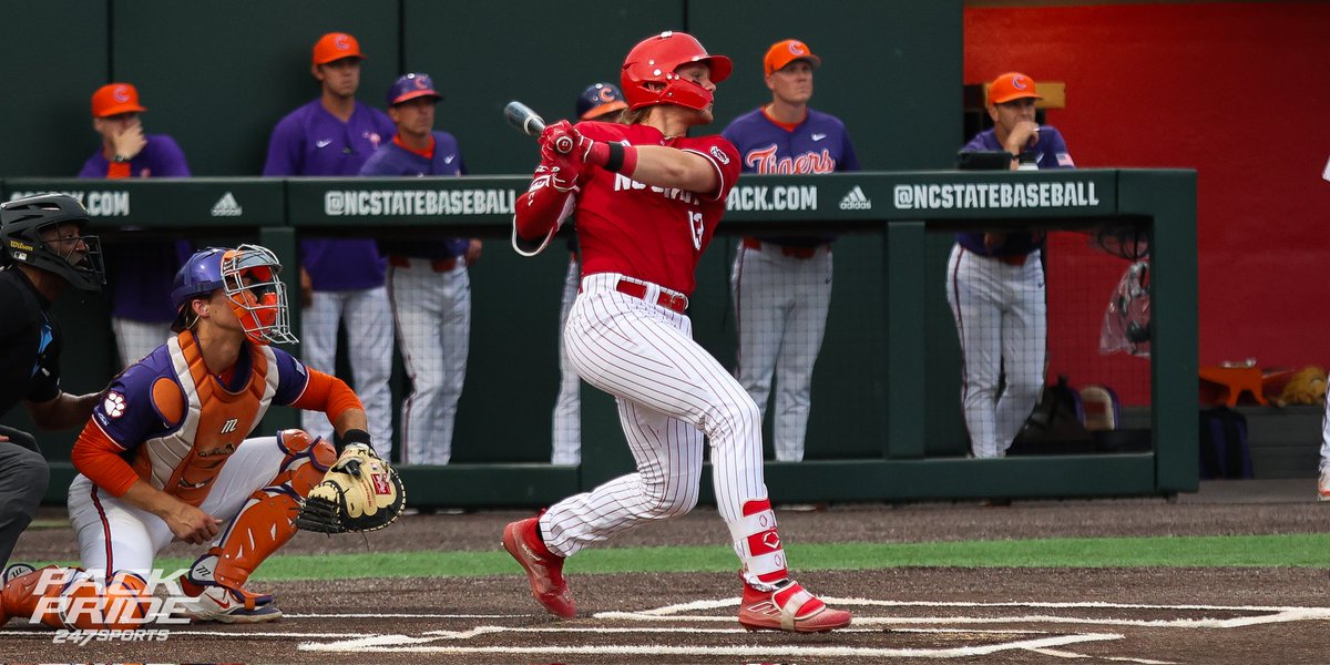 FINAL | No. 25 NC State 4, No. 2 Clemson 1

The Wolfpack celebrates the 2nd annual Victory Over Cancer game by completing the sweep against the Tigers.