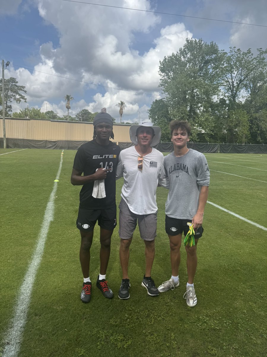 Aaden “SHAZZAM” Shamburger (@aadenshamburger) on Twitter photo I had an Amazing Time back in the Lab with <a href="/QBC_Mobile/">QB Country - Mobile, Al</a>. Also had the opportunity to throw with my guy <a href="/_masonedwards1/">Mason Edwards</a>, EXPECT BIG THINGS OUT OF HIM!!!
#breakoutszn I had an Amazing Time back in the Lab with <a href="/QBC_Mobile/">QB Country - Mobile, Al</a>. Also had the opportunity to throw with my guy <a href="/_masonedwards1/">Mason Edwards</a>, EXPECT BIG THINGS OUT OF HIM!!!
#breakoutszn
