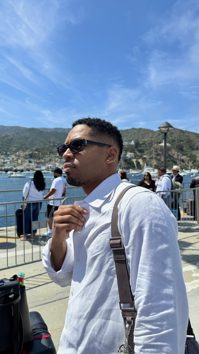 kelvharrjr's tweet image. off the clock