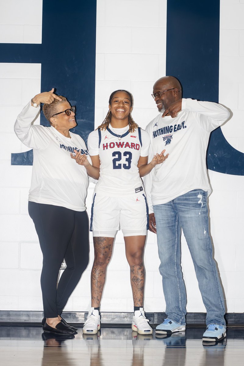 Zoe Stewart tweet media