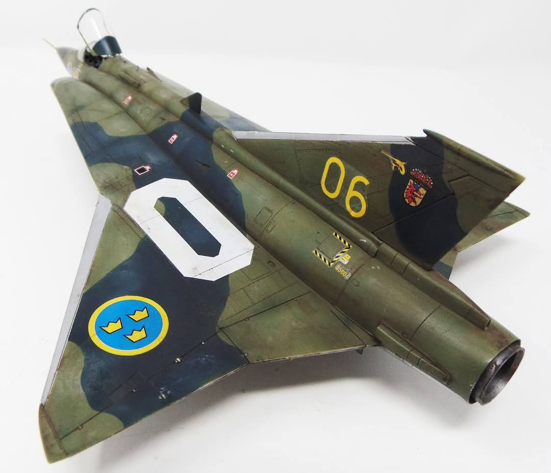 ModelingDutchmn's tweet image. Hasegawa scale 1/48  Saab J-35 Draken by Robbie Miller