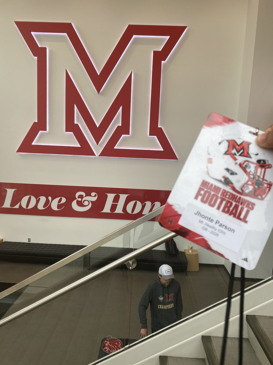 JhonteParson_'s tweet image. Had an amazing time @MiamiOHFootball Spring game, thank you for having me❤️🤍 @ACruse15 @coachjuice84 @DakotaBlum