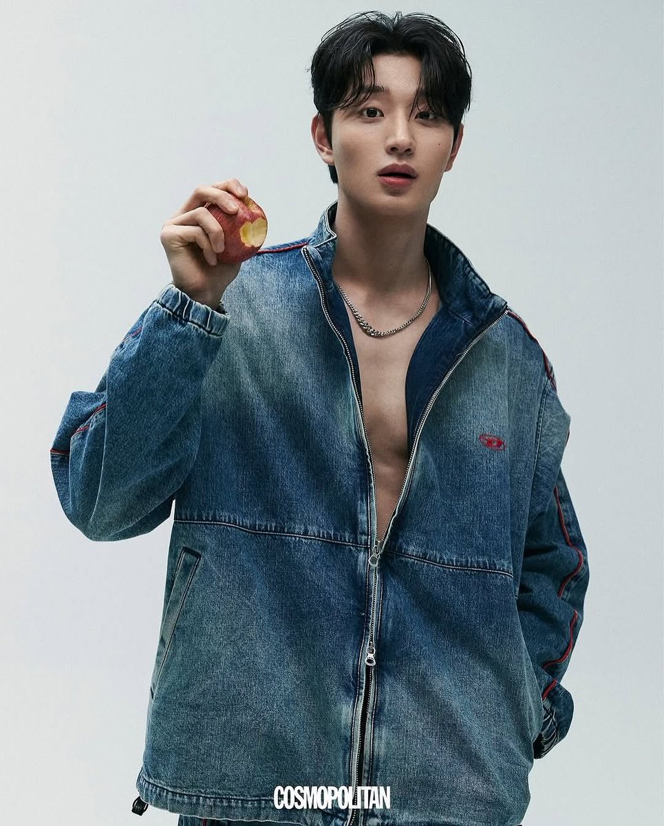 kjaeuon's tweet photo. Want some apples? https://t.co/V9bEmnvGrU