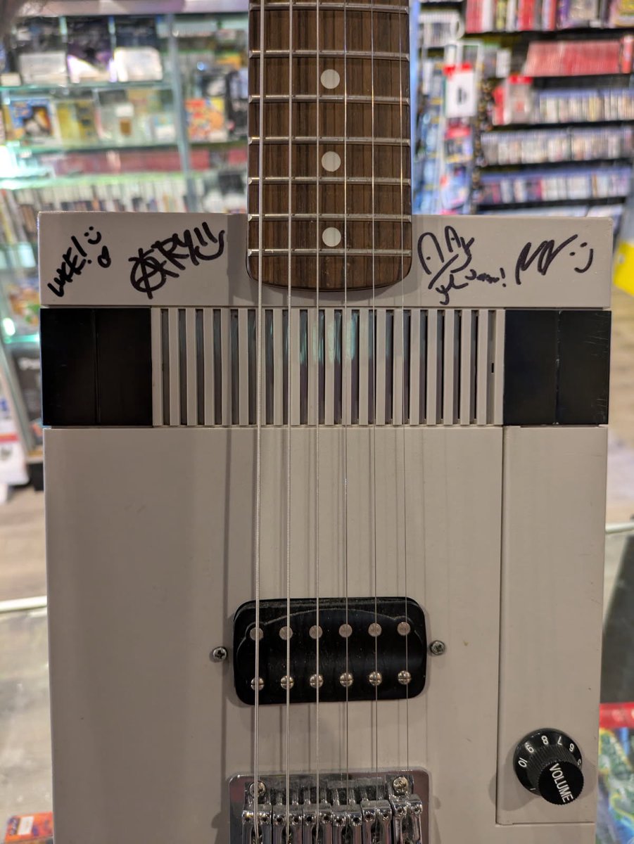 LAG217's tweet image. Stoked to cross paths last week with Anamanaguchi and get our guitar signed