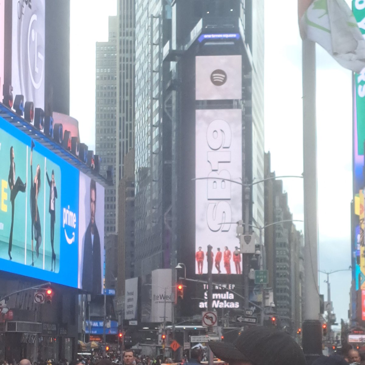 The veiw from work today 🥹

#SB19 <a href="/SB19Official/">SB19 Official</a>