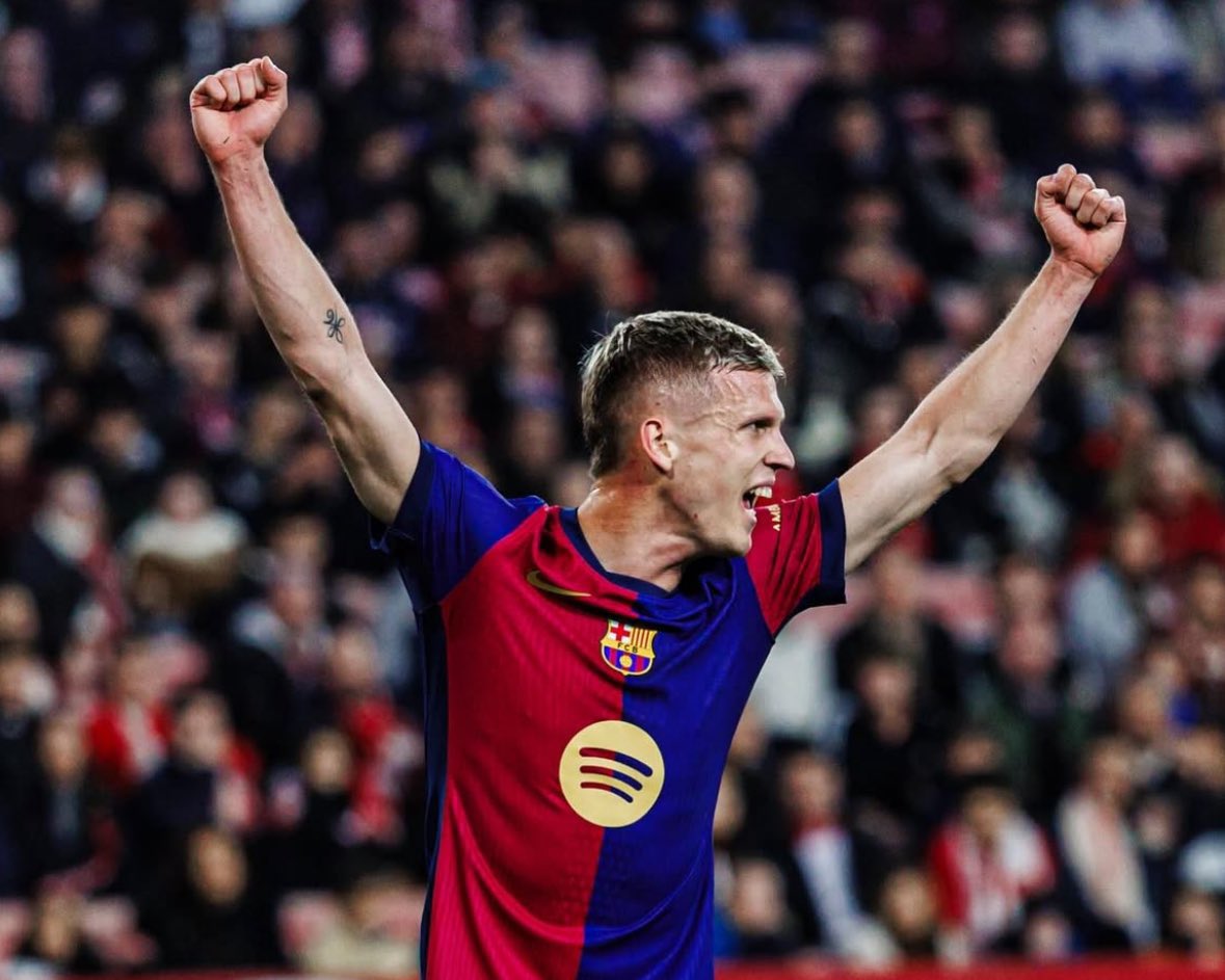 FabrizioRomano's tweet photo. 🚨 Dani Olmo and Gerard Martin both start for Barça.

Szczesny; Kounde, Cubarsi, Inigo, Martin; Frenkie de Jong, Pedri, Dani Olmo; Raphinha, Ferran Torres, Lamine Yamal. https://t.co/OFawYV6iIH