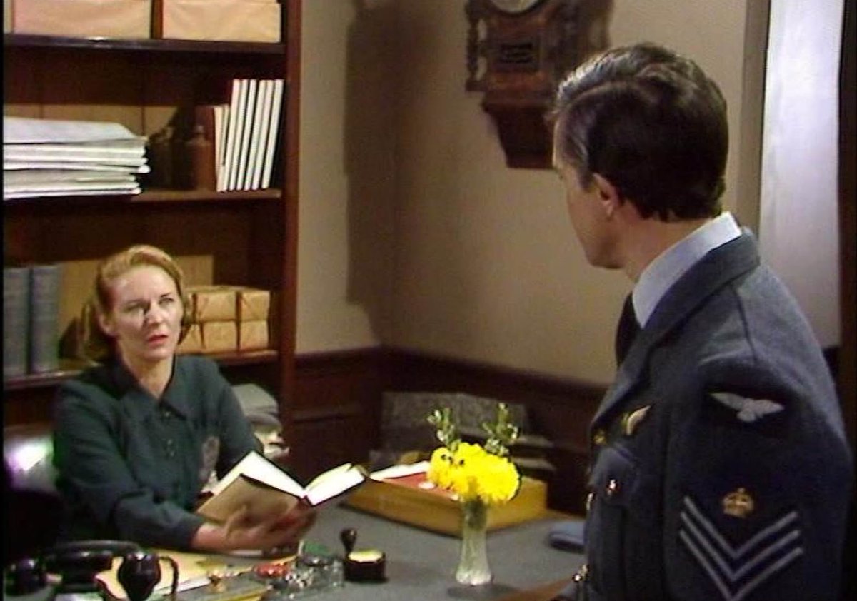 SaveRedlandLibr's tweet photo. 8pm TODAY on @TalkingPicsTV
From 1970, s1 Ep 10 of #GranadaTV #WW2 #Drama📺 #AFamilyAtWar - “One of Ours” directed by #TimJones & written by #LeslieSands
🌟 #ColinDouglas #ShelaghFraser #ColinCampbell #CoralAtkins #LesleyNunnerley #BarbaraFlynn #RowenaCooper #MichaelHarbour https://t.co/ue5cnDSiE2