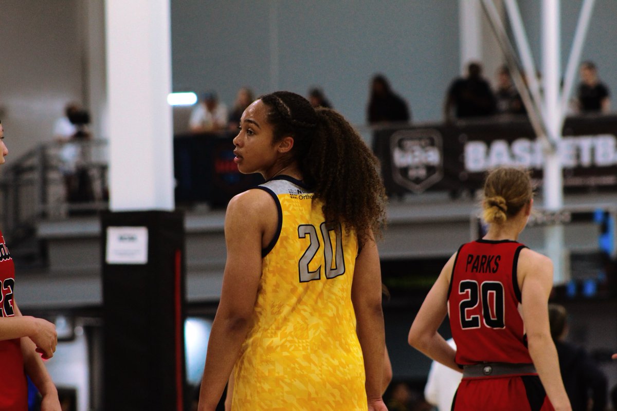 onimpact3's tweet image. LIghtning Melious win at buzzer 
2025 Amaya Ross hits game winner ( 8 pts controlled the glass )  off the feed from Stella Ziogas. 2026 Lauren Leon 18 pts 
2025 Reese Sebok 12 pts While Ziogas added 17 

Website: onimpactrecruitingservices.org