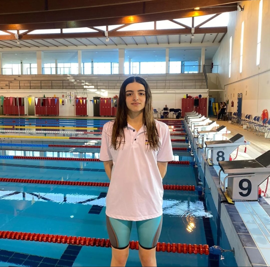 Valle González Ares (2007) Club Natación Las Norias
MMR de 18 años en la prueba 50 espalda con un tiempo de 30.45 y en la prueba 400 estilos con un tiempo de 5:15.98.