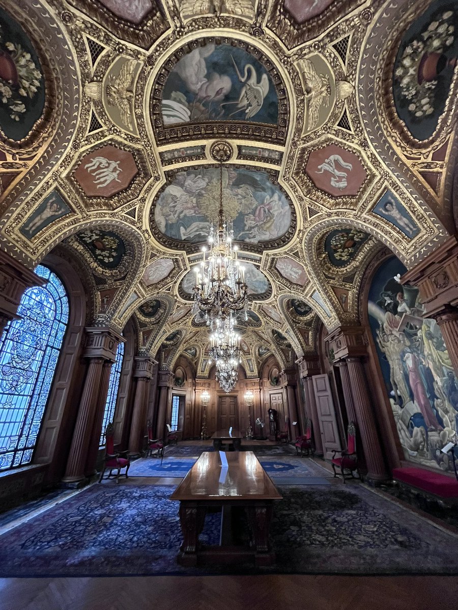 Nick Meshes tweet media