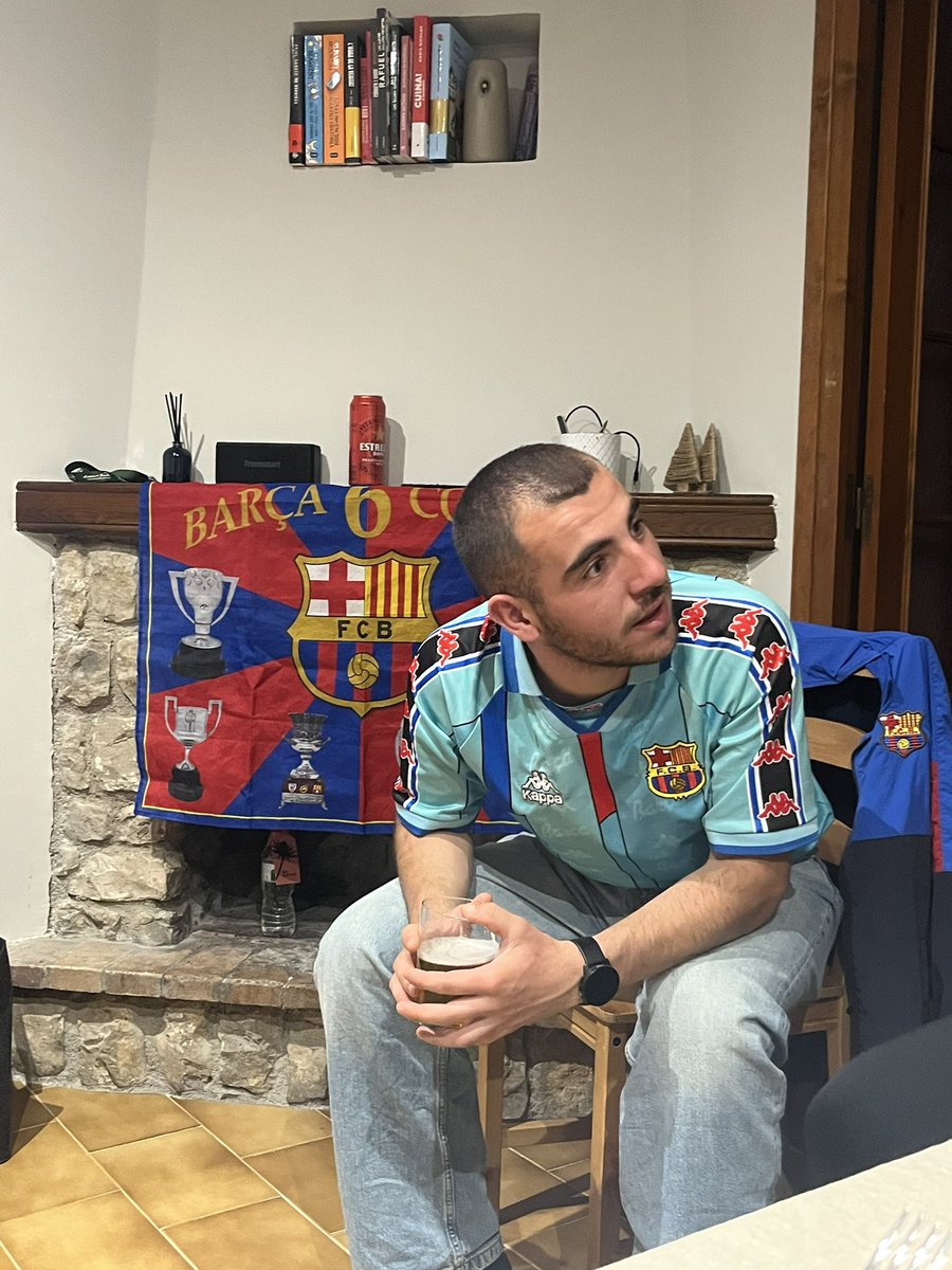 CasalsTino's tweet photo. ¡Si le das like, ganamos la copa! https://t.co/luNOEhClkH