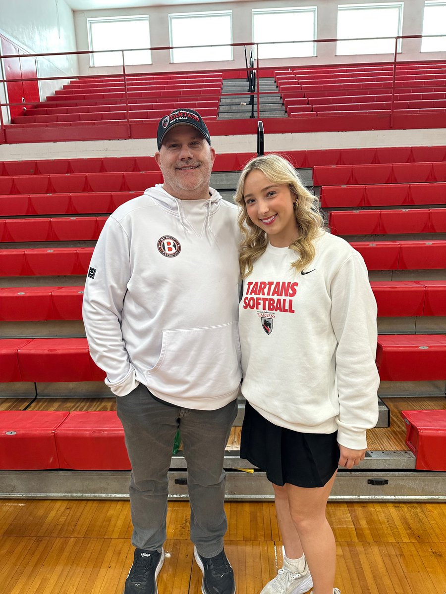 Mari Jarmoszka (@marijarmoszka9) on Twitter photo Signing day!!! So excited for the next 4 with <a href="/SoftballCMU/">CMU Softball</a>❤️❤️
<a href="/jschurr7/">Jim Schurr</a> <a href="/Coach_Bolden/">Jason Bolden</a> <a href="/RedHawkSB/">🥎 Marist Softball 🥎</a> Signing day!!! So excited for the next 4 with <a href="/SoftballCMU/">CMU Softball</a>❤️❤️
<a href="/jschurr7/">Jim Schurr</a> <a href="/Coach_Bolden/">Jason Bolden</a> <a href="/RedHawkSB/">🥎 Marist Softball 🥎</a>