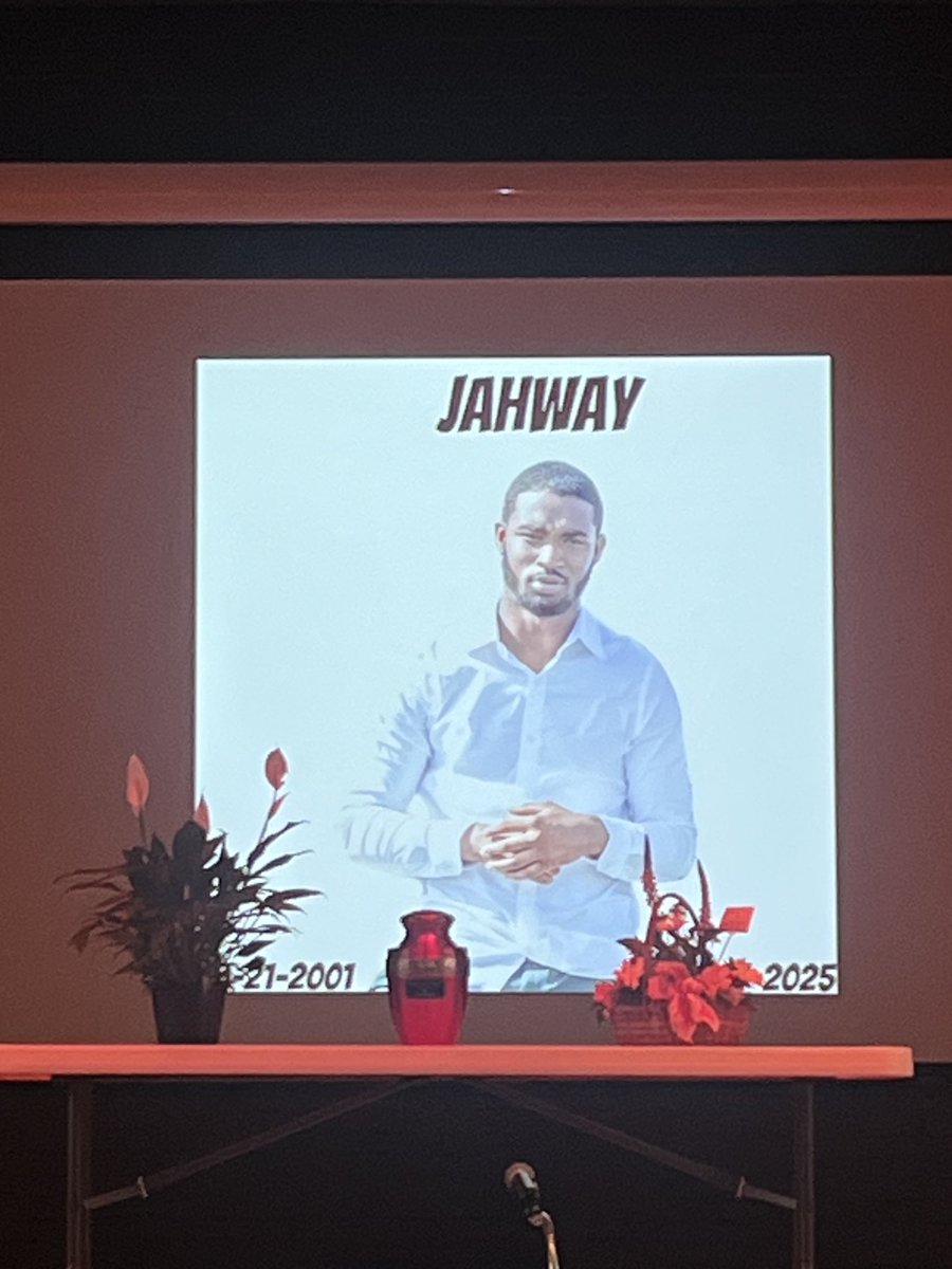 CoachDonBurgess's tweet photo. A Beautiful Celebration of Life for Jaheim “Jah” Anderson at Simms School today.🙏🏽
Seems like yesterday he was in our HHS 🏀 program &amp; 👀 him walk the hallways with his BIG SMILE - was contagious Unfortunately he was in a tragic car accident at the young age of 23 🙏🏽RIP Jahiem ☁️ https://t.co/wBV01wrBHF