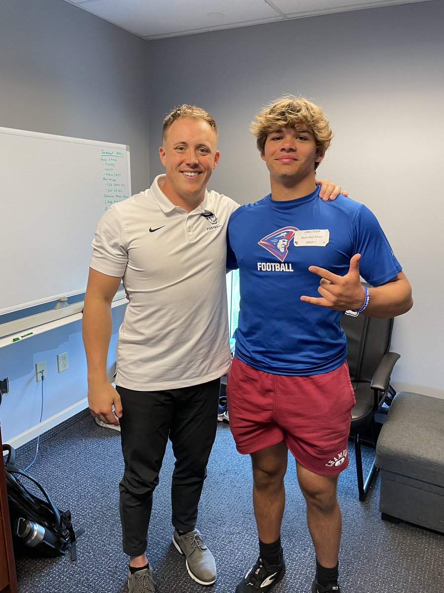James Perry (@james_perry3) on Twitter photo After a great visit to Marietta I am blessed to receive an official offer!! <a href="/NickolRobert/">Coach Nickol</a> <a href="/coachdamico32/">Coach D’Amico</a> <a href="/CoachTomKaufman/">Tom Kaufman 🇺🇸</a> <a href="/CoachAC_21/">Austin Cordova</a> <a href="/GoMinutemenFB/">Revere High School Football</a> After a great visit to Marietta I am blessed to receive an official offer!! <a href="/NickolRobert/">Coach Nickol</a> <a href="/coachdamico32/">Coach D’Amico</a> <a href="/CoachTomKaufman/">Tom Kaufman 🇺🇸</a> <a href="/CoachAC_21/">Austin Cordova</a> <a href="/GoMinutemenFB/">Revere High School Football</a>
