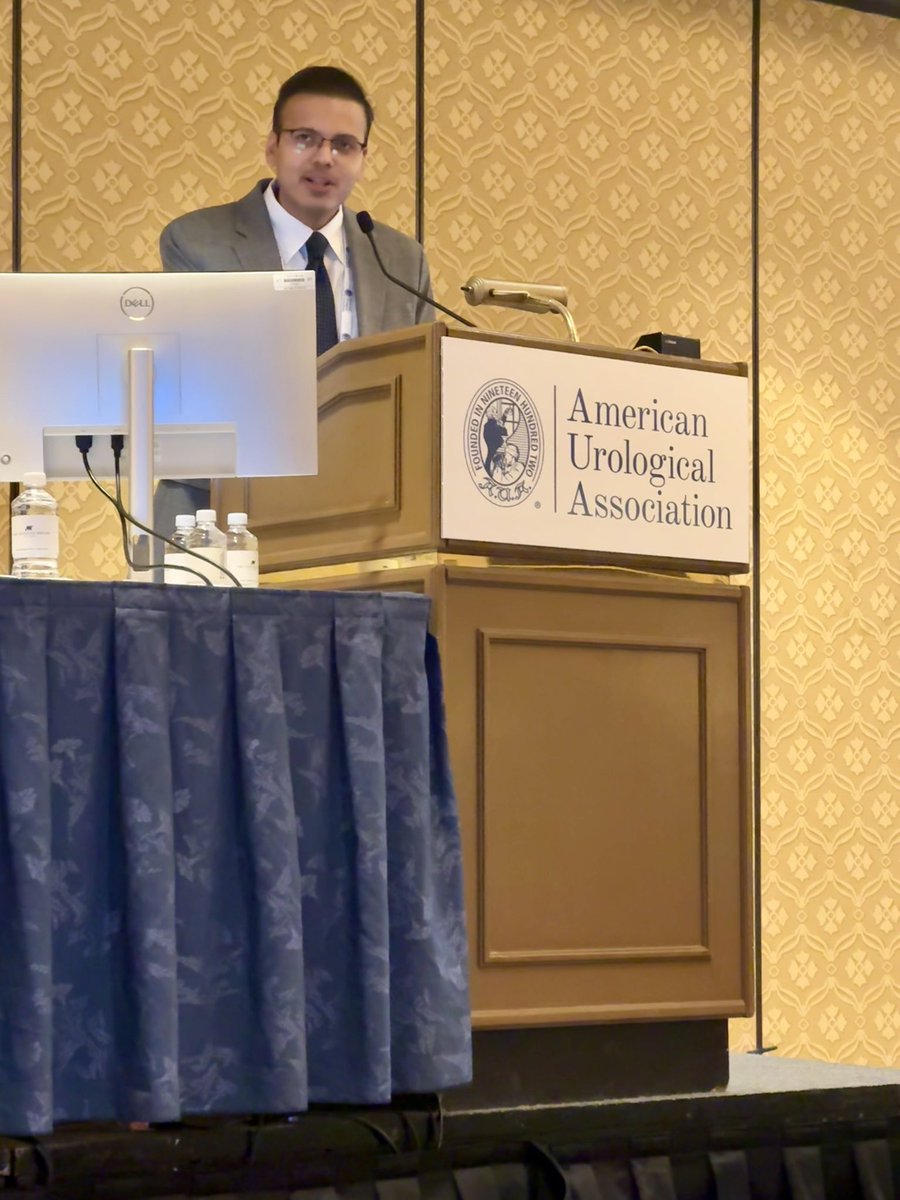 Desai Sethi Urology Institute (@dsui_miami_uro) on Twitter photo Today at #AUA25, <a href="/KhandekarArchan/">Archan Khandekar</a> took the stage to showcase his work on how AI is transforming operative reporting.
By objectively evaluating surgical documentation , an AI surgical scribe is where the future lies.
<a href="/umiamimedicine/">Miller Medicine</a> Today at #AUA25, <a href="/KhandekarArchan/">Archan Khandekar</a> took the stage to showcase his work on how AI is transforming operative reporting.
By objectively evaluating surgical documentation , an AI surgical scribe is where the future lies.
<a href="/umiamimedicine/">Miller Medicine</a>