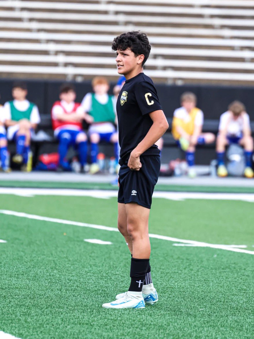 Celso Gonzales extends the lead with a Penalty Kick Goal in the 2025 West Tennessee Regional Conference Championship Game at Jackson Christian School!

DMS 2
University School of Jackson 0

6:00 away from a title!
