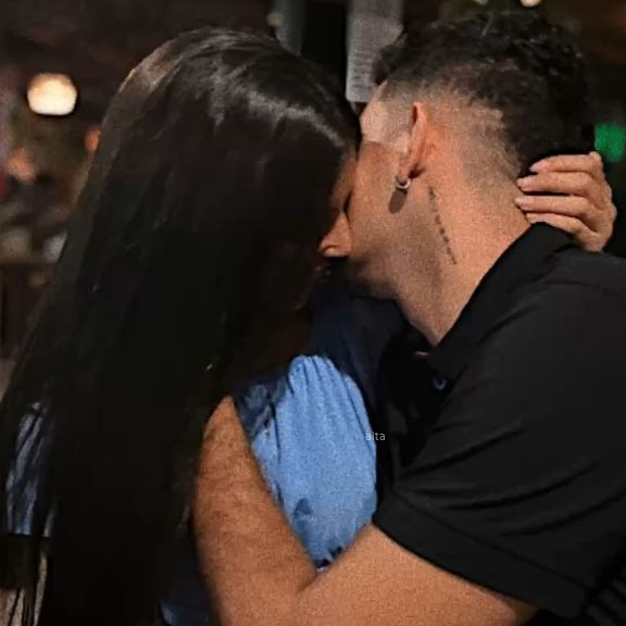 altagifs's tweet image. de love - 1kilo