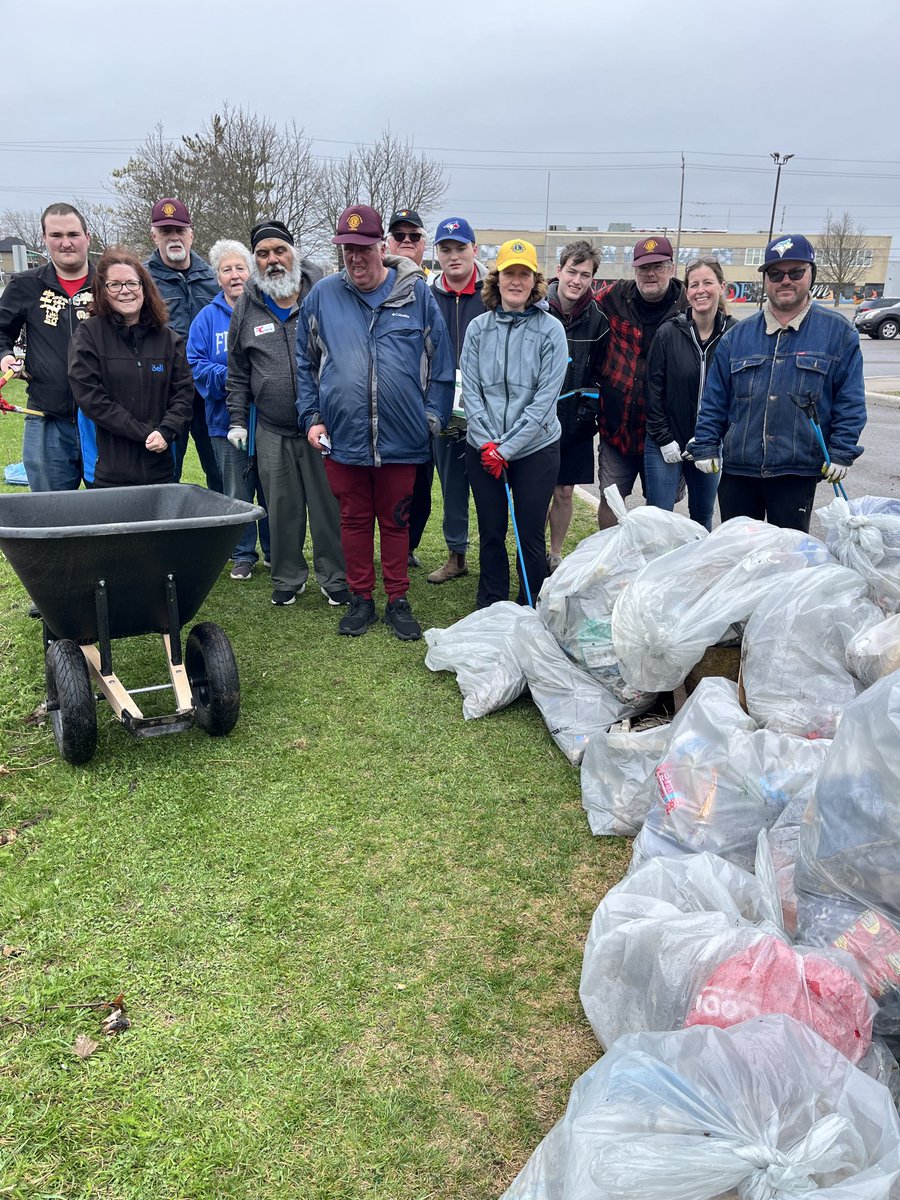 Community volunteers &amp; the East Ptbo Lions 🤗, again, helped with the spring litter clean up. 🙏🌏❤️. We cleaned the Cameron St Playground &amp; the rail line from Monaghan to High. Over 35 heavy bags plus other large objects. What a difference! Thank you ❤️🤗🌏. ⁦<a href="/HaPerkins/">Harrison Perkins</a>⁩