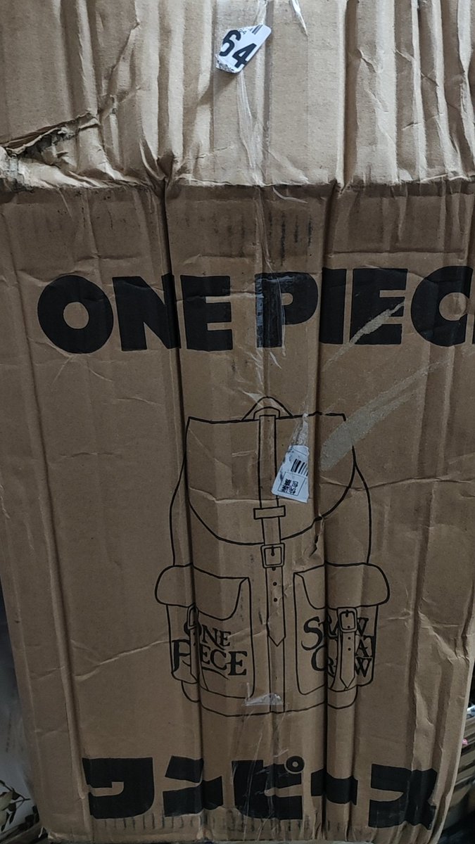 SSLR0215's tweet image. 暴力的快递公司 圆通快递 ，😭😭😭 幸好是背包不然真投诉了
#银座 #ONEPIECE   #ワンピース #航海王 
#海贼王