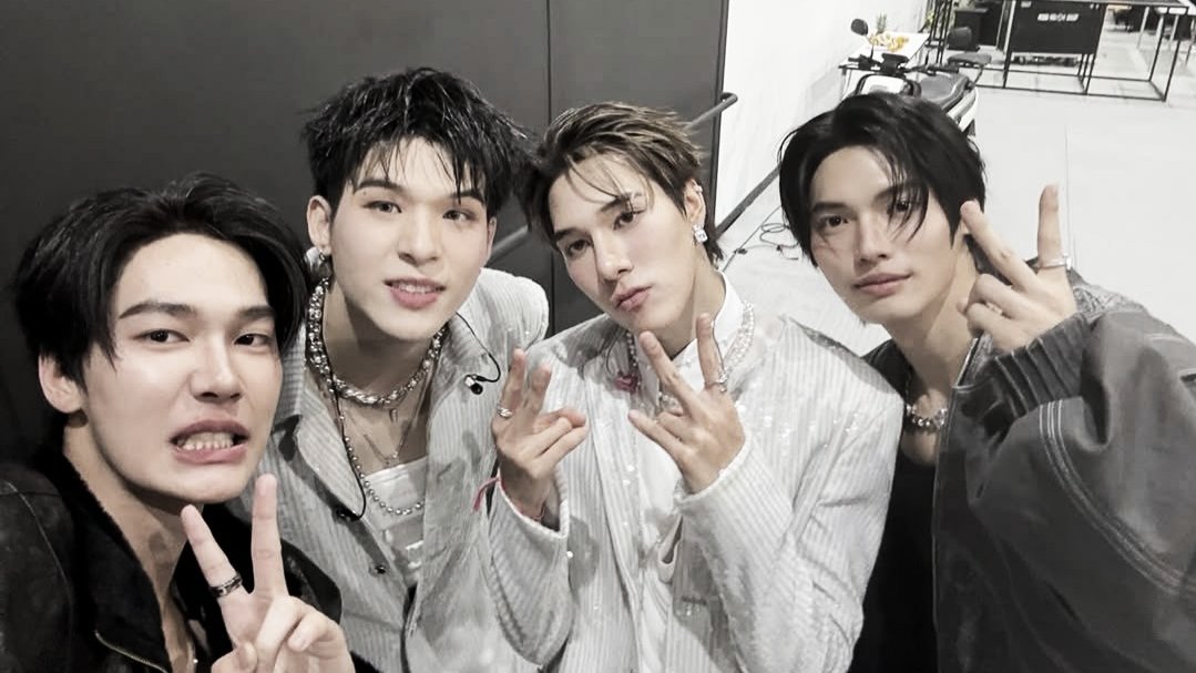 bxagas's tweet image. 