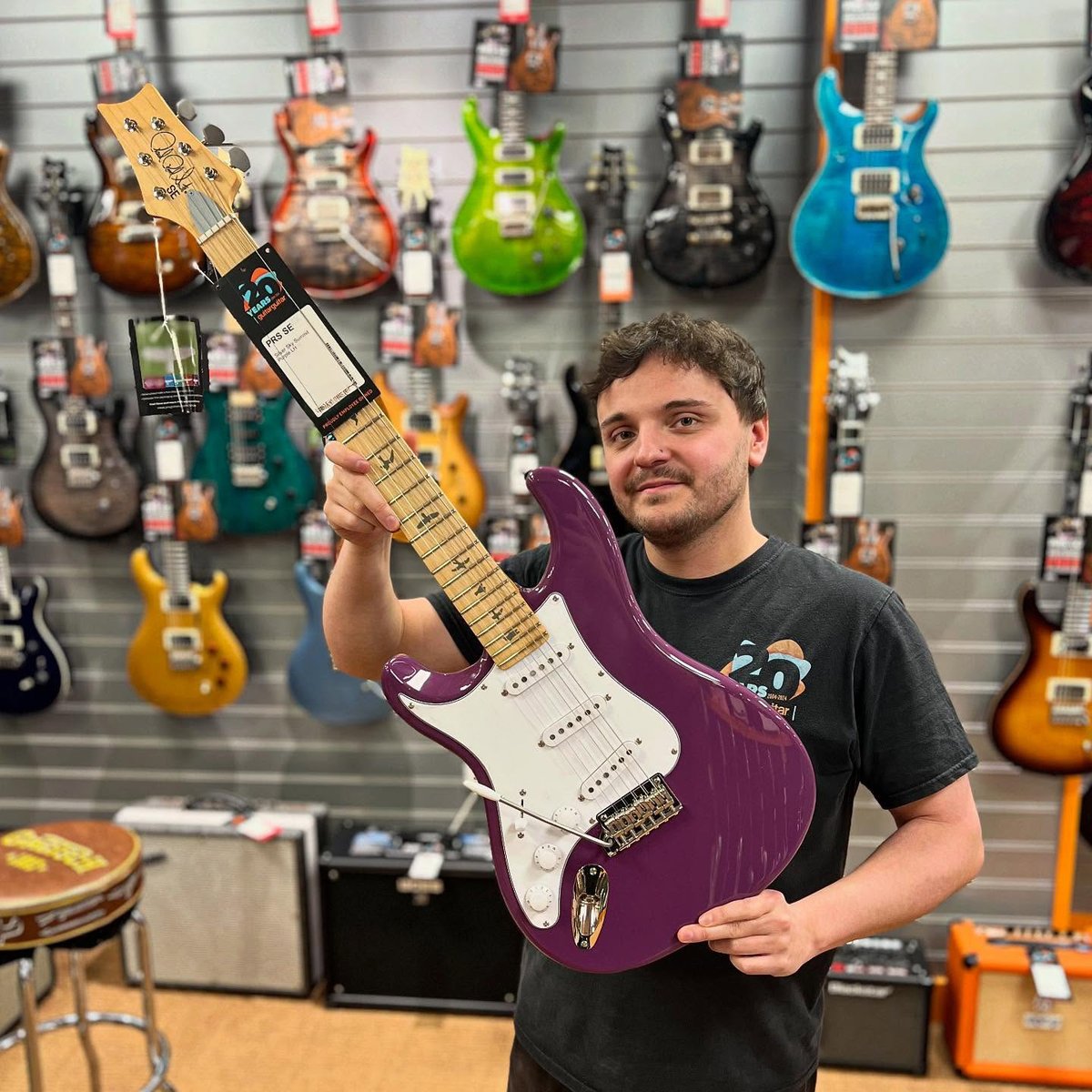 If you could grab any PRS Silver Sky today, what color are you picking? 💜🎶 (This Summit Purple one's seriously tempting!) Remember to head over to LeftyFretz.com to find out exactly which PRS models are available left-handed this year!