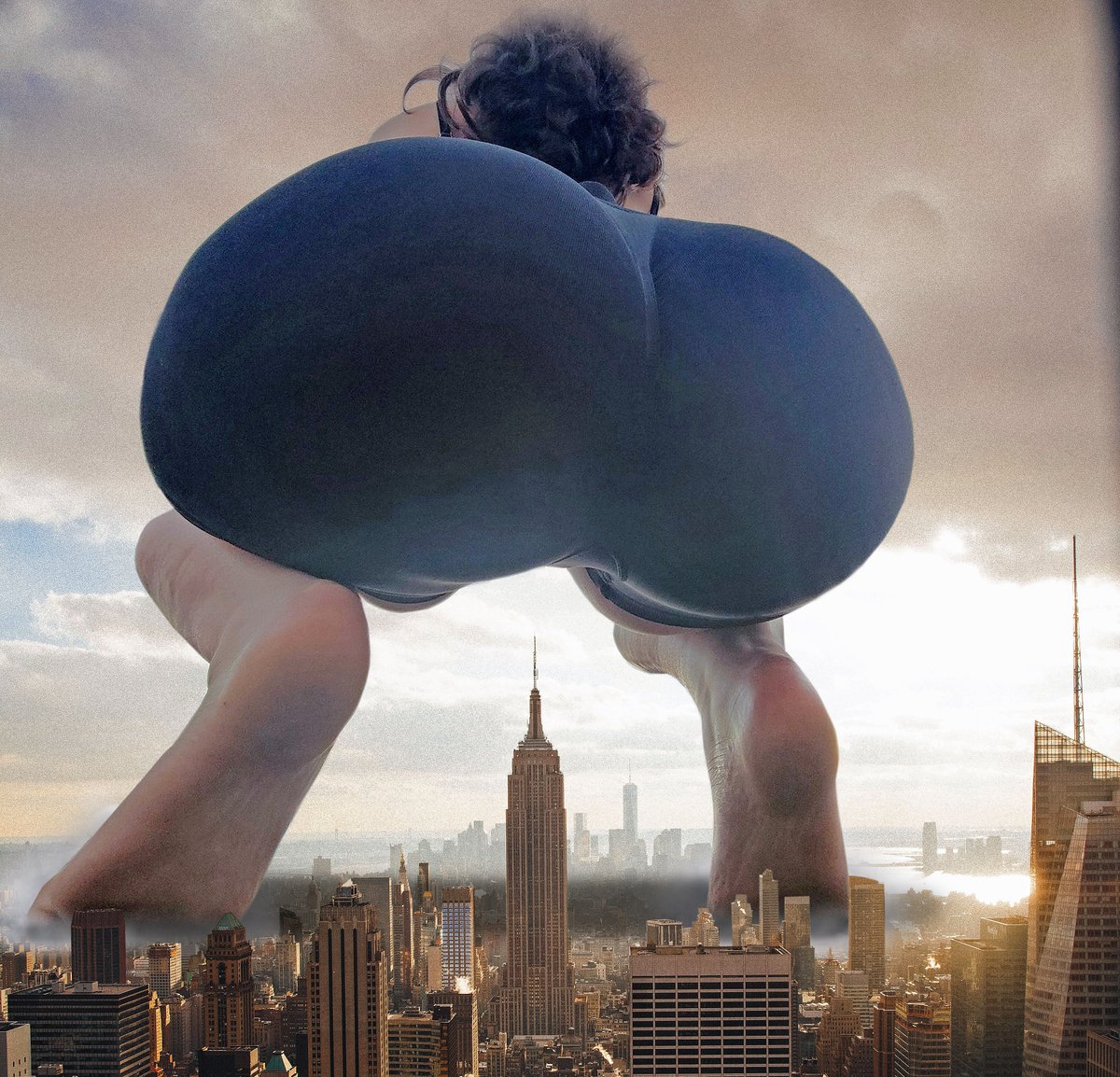 Beautiful big hearted Giantess <a href="/VioletEspea/">VioletEspea</a>