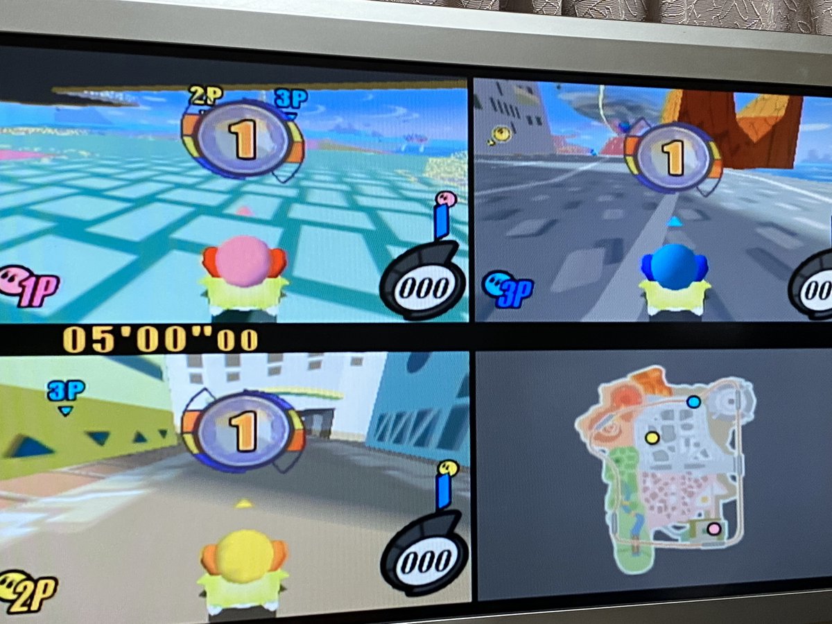 友達の家でカービーのエアライドやってる懐かしすぎるwww