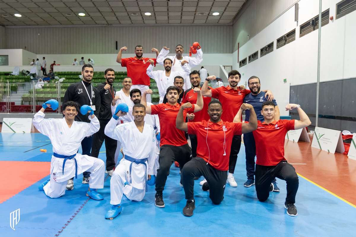 Alqadsiahms's tweet photo. في "الكاتا" جبنا الذهب مرتين .. والفضة مرتين 🤩🥋

مسفر الاسمري🥇
صهيب لاذقاني🥇
محمد السيد🥈
فاضل الغمغام🥈

#القادسية | #بطولة_الشرقية_التأهيلية_للممتاز_للكاراتيه https://t.co/cFF1PEYs4Y