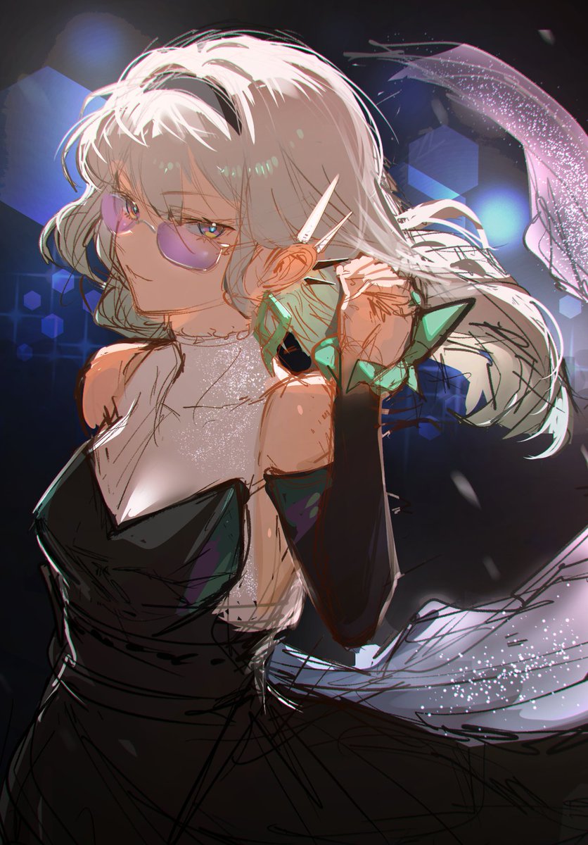 iamkowai's tweet image. anniversary firefly outfit was really nice 😎