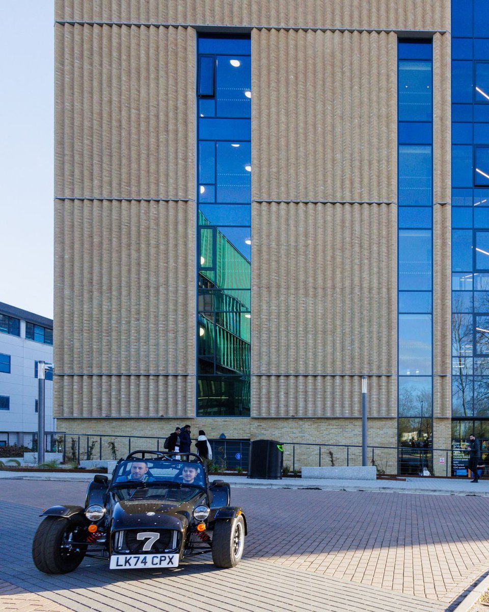 🚗 Interested in cars? Have you considered automotive engineering? We have a range of programmes that allow you to get hands on experience, industry insights and help prepare you for a dynamic career in the rapidly evolving automotive sector.
Find our more-buff.ly/WjiuLY6