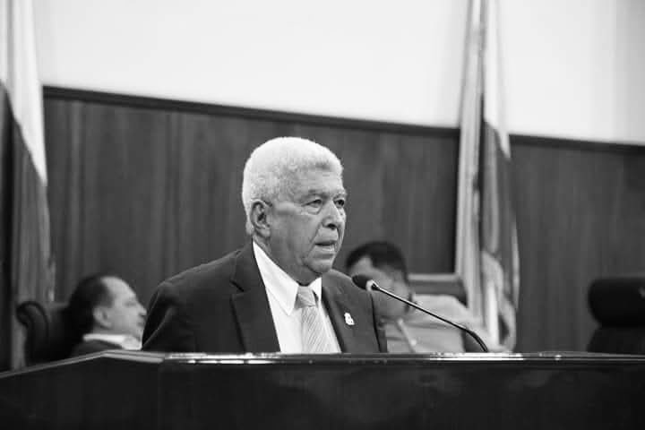 Nicolás García Bustos (@nicolasgarciab) on Twitter photo Recibo con tristeza la noticia del fallecimiento de Adrián Tovar Espitia, exalcalde de La Palma, a quien conocí siendo Jefe de Gabinete de la <a href="/CundinamarcaGob/">Gobernación de Cundinamarca</a>.
Mi abrazo fraterno y mi más sentido pésame para toda su familia. QEPD Recibo con tristeza la noticia del fallecimiento de Adrián Tovar Espitia, exalcalde de La Palma, a quien conocí siendo Jefe de Gabinete de la <a href="/CundinamarcaGob/">Gobernación de Cundinamarca</a>.
Mi abrazo fraterno y mi más sentido pésame para toda su familia. QEPD