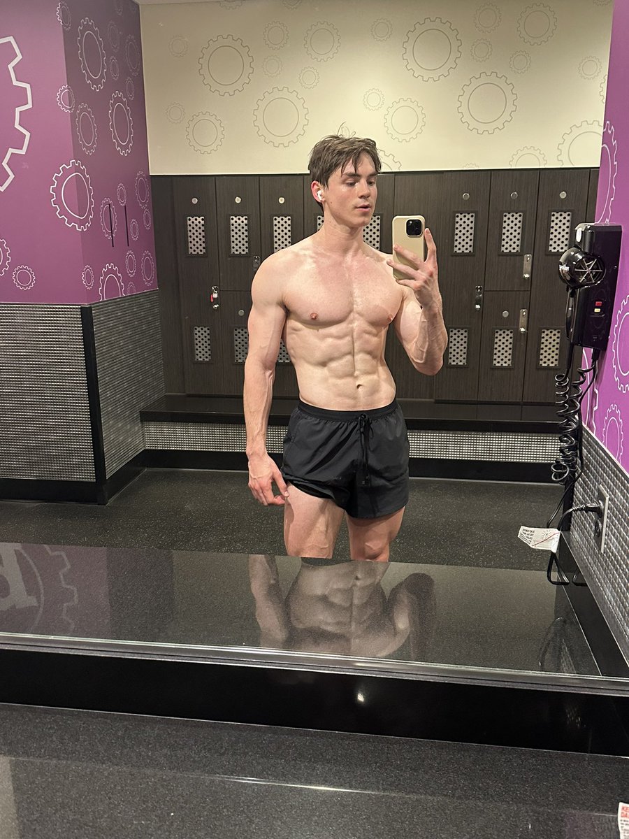 jossalpha1's tweet image. I’m going to bankrupt you

Relapse f4g 😵‍💫😵‍💫