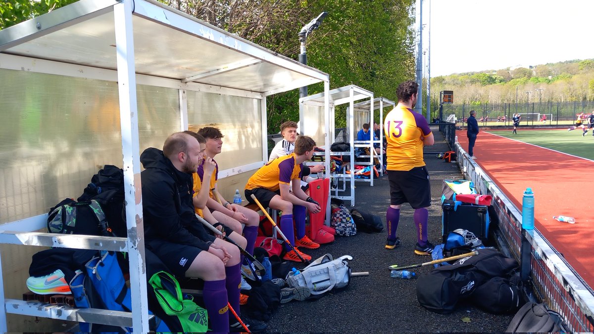 <a href="/instonianshc/">Instonians Hockey</a> <a href="/ADumican/">Andrew Dumican</a> 
Bench like Real Madrid at Stormont. 
5 mins into the final, and James Smith crashes one against the post, 
Garvey4s 0'0 Inst3s