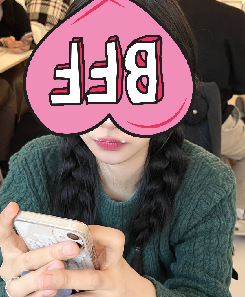 eeepjune's tweet photo. 크림 묻은 건 안중에도 없고 왜 찍냐는 표정... #맘눌뎀 https://t.co/Mv4UKCFxpW