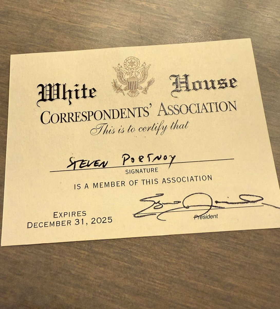 stevenportnoy's tweet image. Tonight, we celebrate our American freedoms to worship, to speak, to write, to peacefully gather and to petition our government for a redress of grievances. 

I am proud to be among the hundreds of members of the @whca — the reporters, producers, photographers, technicians,…