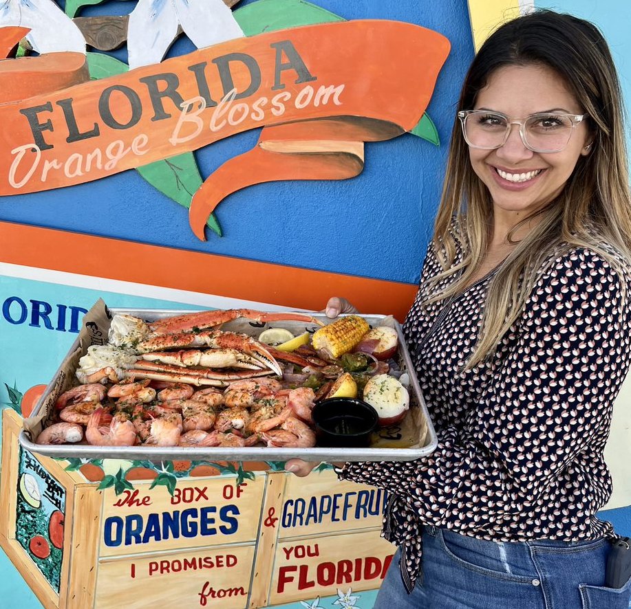 🐚🍽️ Seafood Lovers, Rejoice!🍽️🐚

If you're craving the ultimate coastal feast, look no further than Crabby Bill's on Indian Rocks Beach! 🌴🍤 Dive into our mouthwatering Tybee Island Seafood Platter! 🦀🐟

 #CrabbyBills #IndianRocksBeach  #CrabbyBillsFamilyBrands