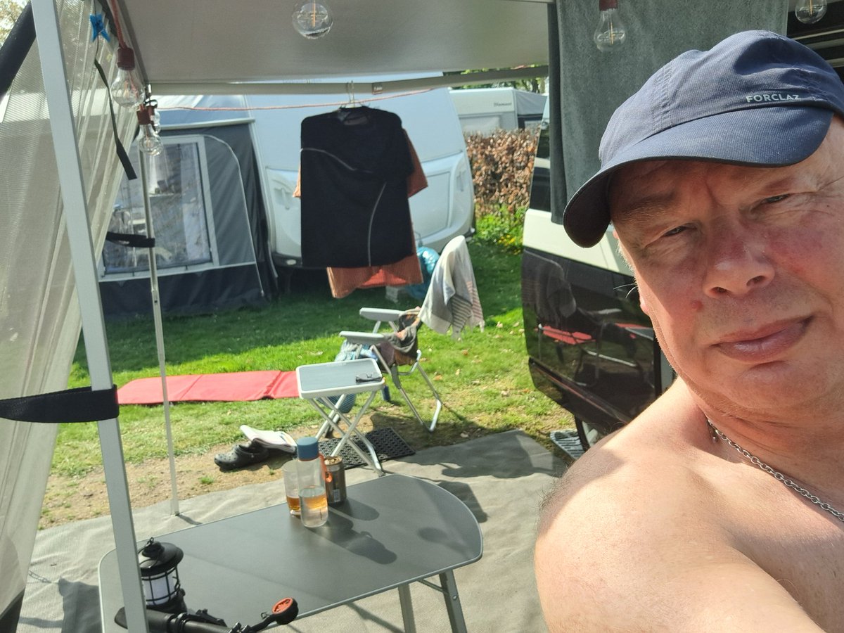 kobyjk's tweet image. #Koningsdag2025 #stukje #gefietst #zon #biertje #genieten