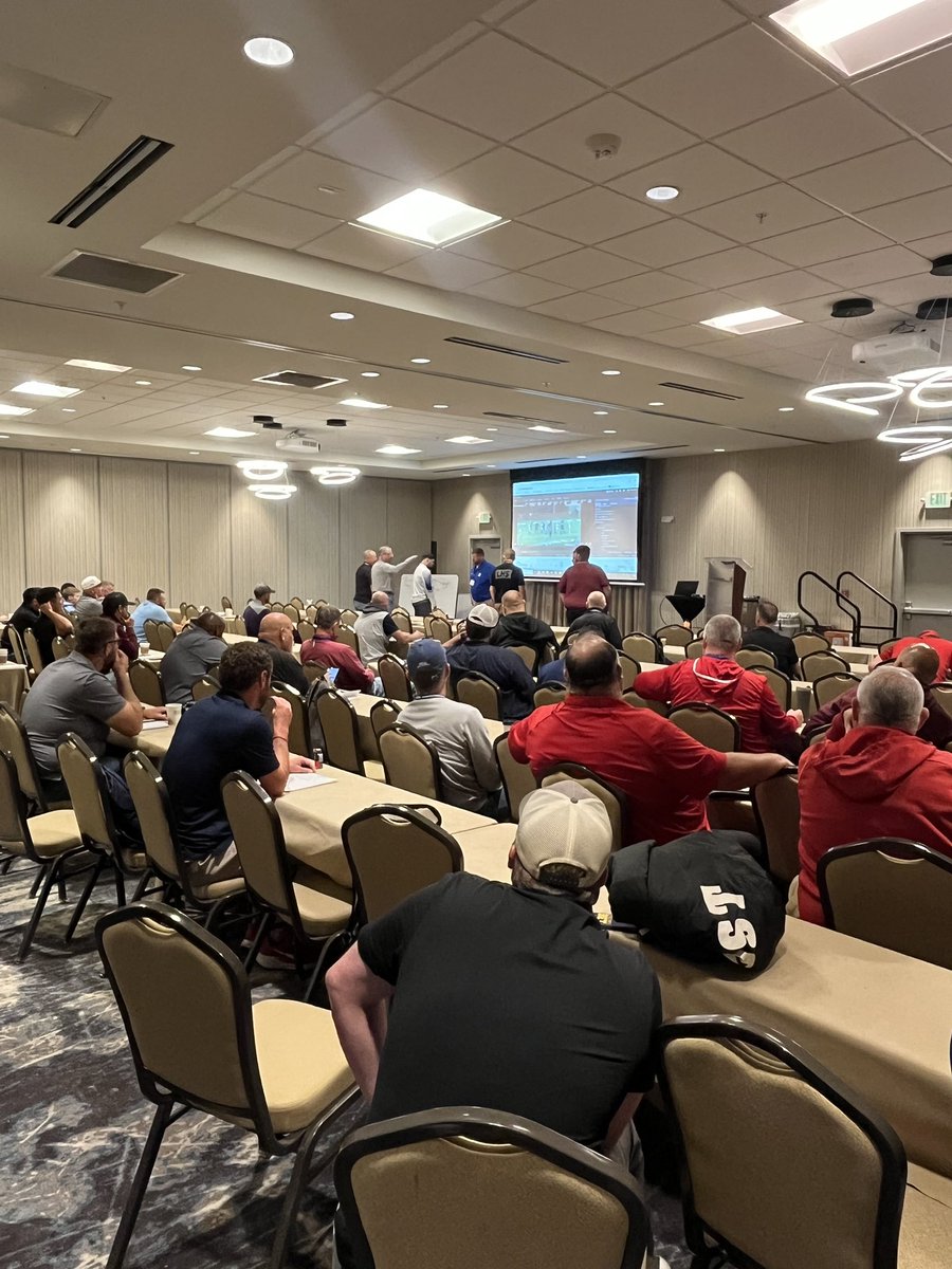 flatlandfootballclinic tweet media