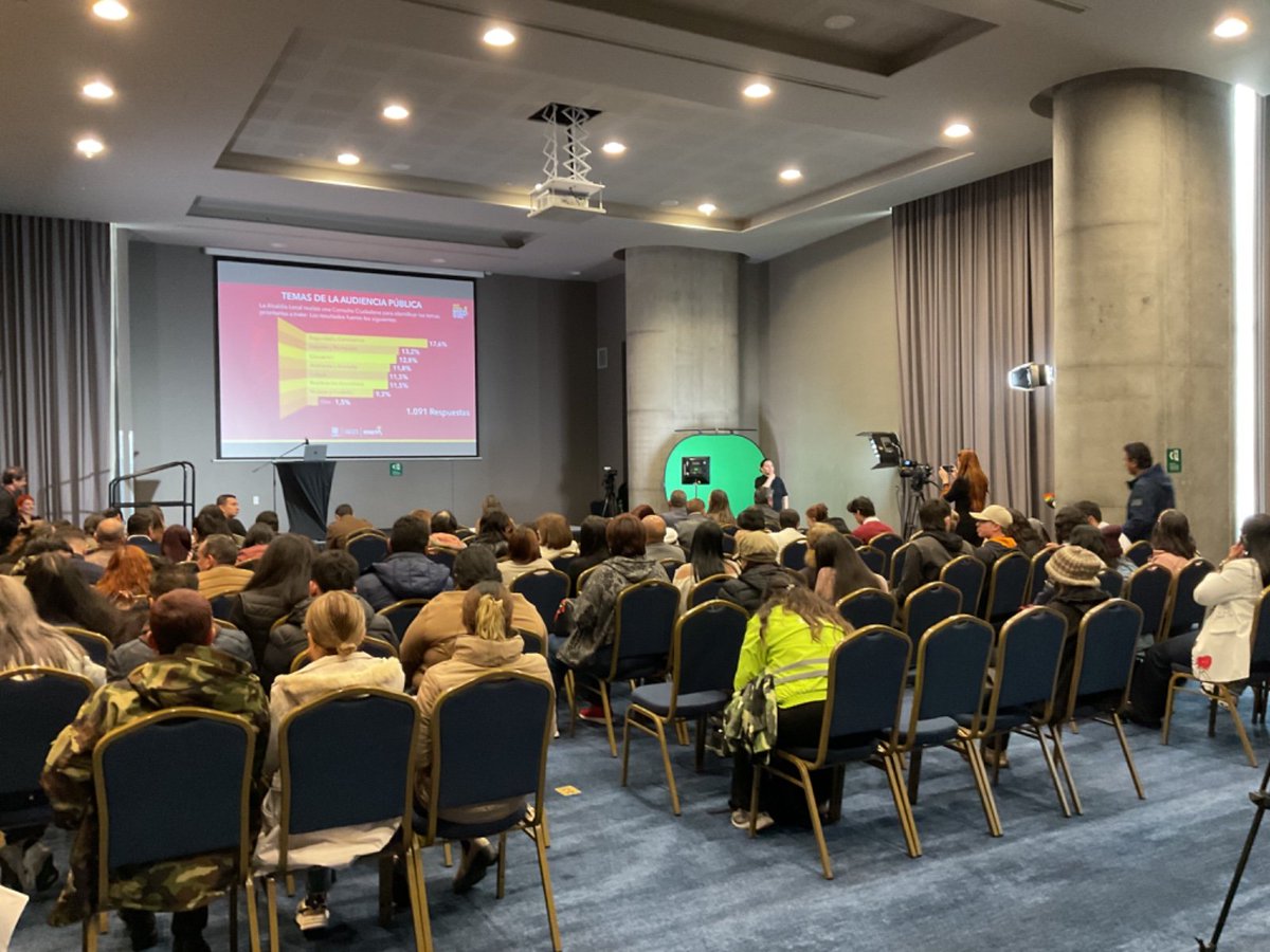 teusaquillo13's tweet photo. ¡Está todo listo! ✅Iniciamos #RendiciónDeCuentas2024 en el Salón Laguna del Hotel Hilton Corferias. 💻

Te contamos como un equipo interdisciplinario ha trabajado arduamente para cuidar nuestros espacios, mejorando la calidad de vida de todas y todos.

Si aún no puedes llegar, conéctate a la transmisión en vivo 👇

https://t.co/Nn11GWveO4